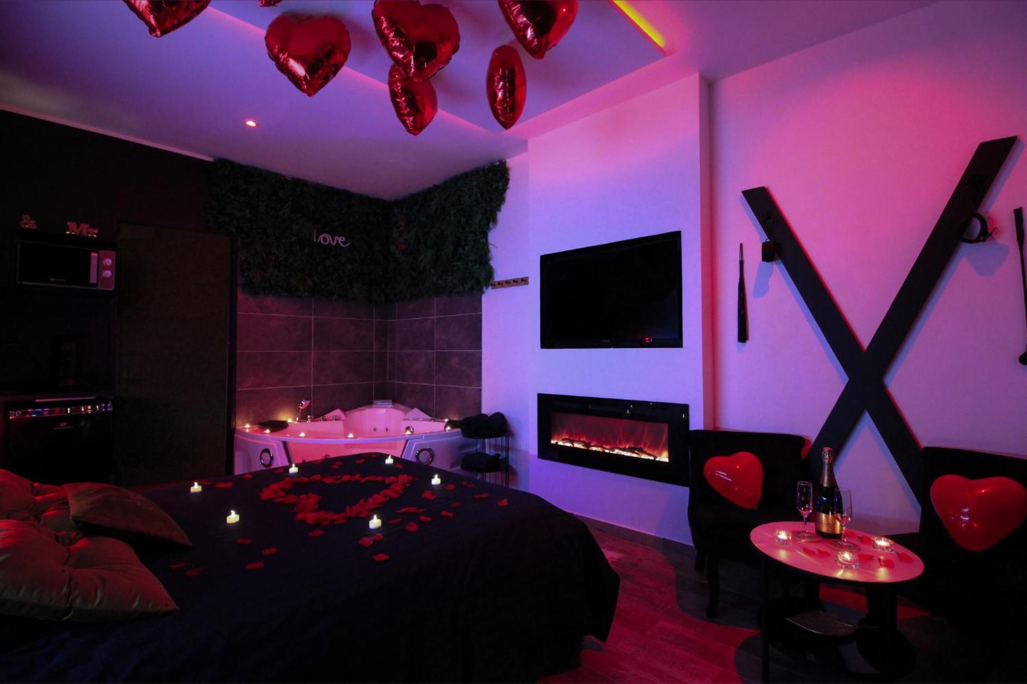 Loveroomxspa Bourg-Saint-Christophe エクステリア 写真