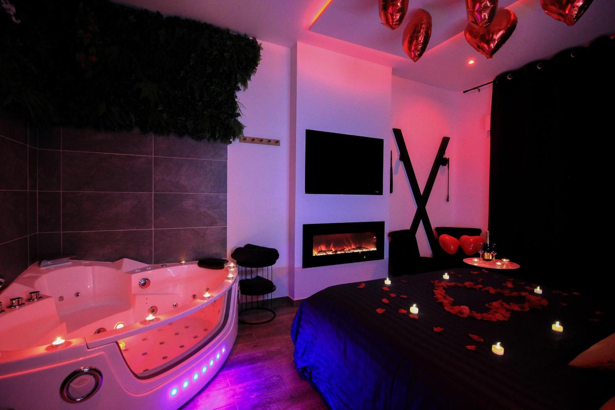 Loveroomxspa Bourg-Saint-Christophe エクステリア 写真
