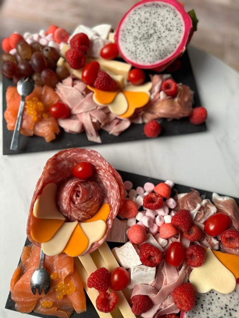 Loveroomxspa Bourg-Saint-Christophe エクステリア 写真