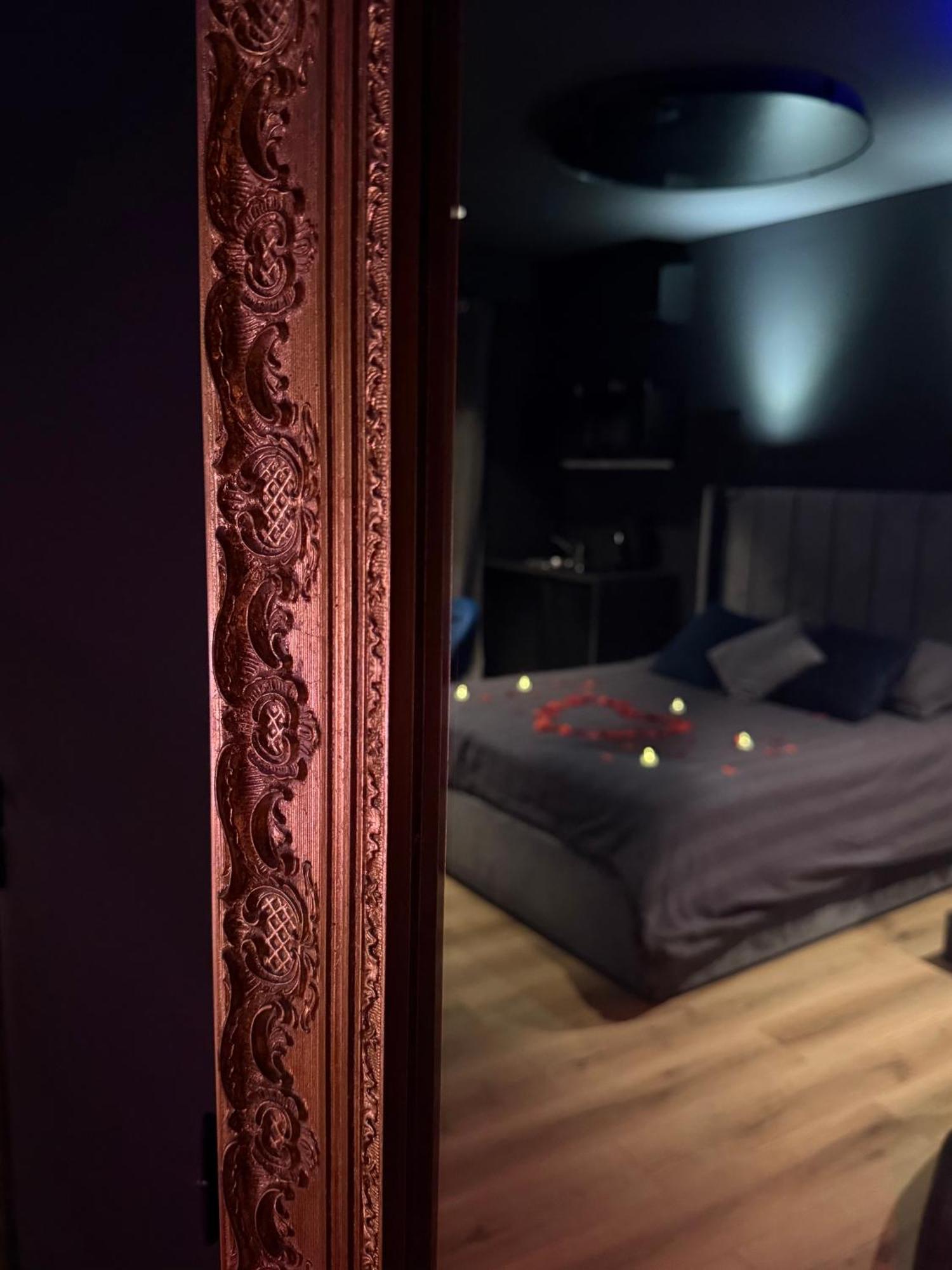 Loveroomxspa Bourg-Saint-Christophe エクステリア 写真